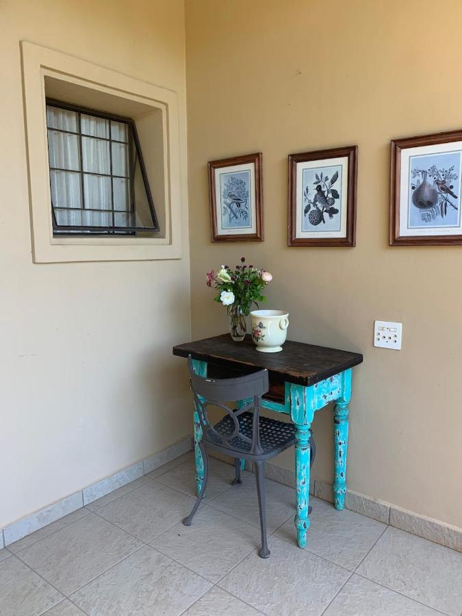Mountain Rose Guesthouse Louis Trichardt Bagian luar foto