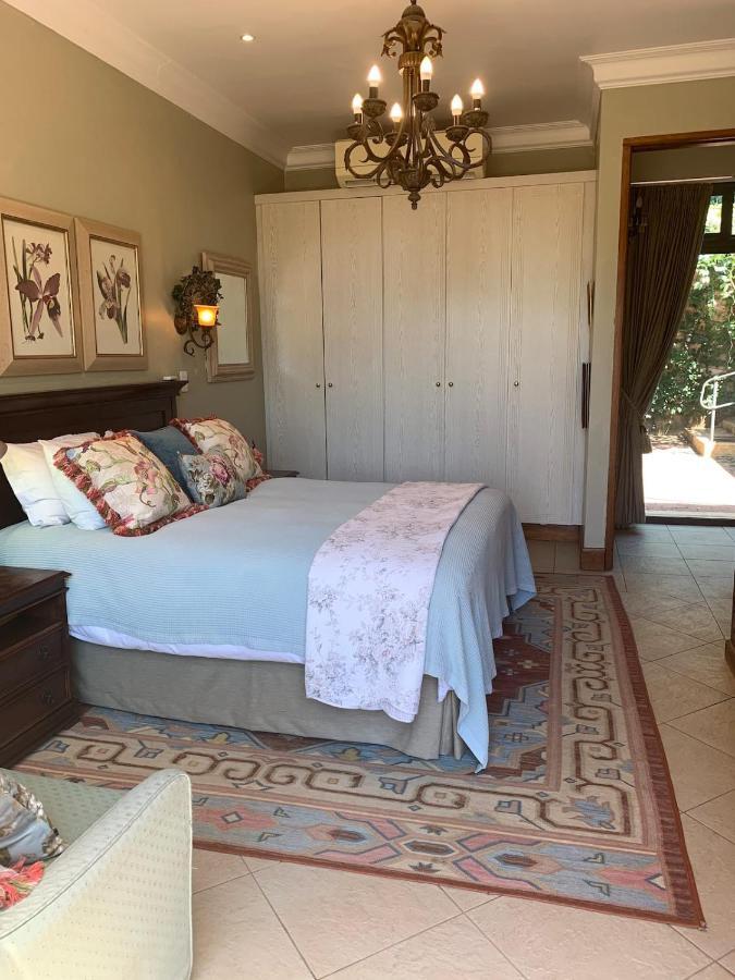 Mountain Rose Guesthouse Louis Trichardt Bagian luar foto