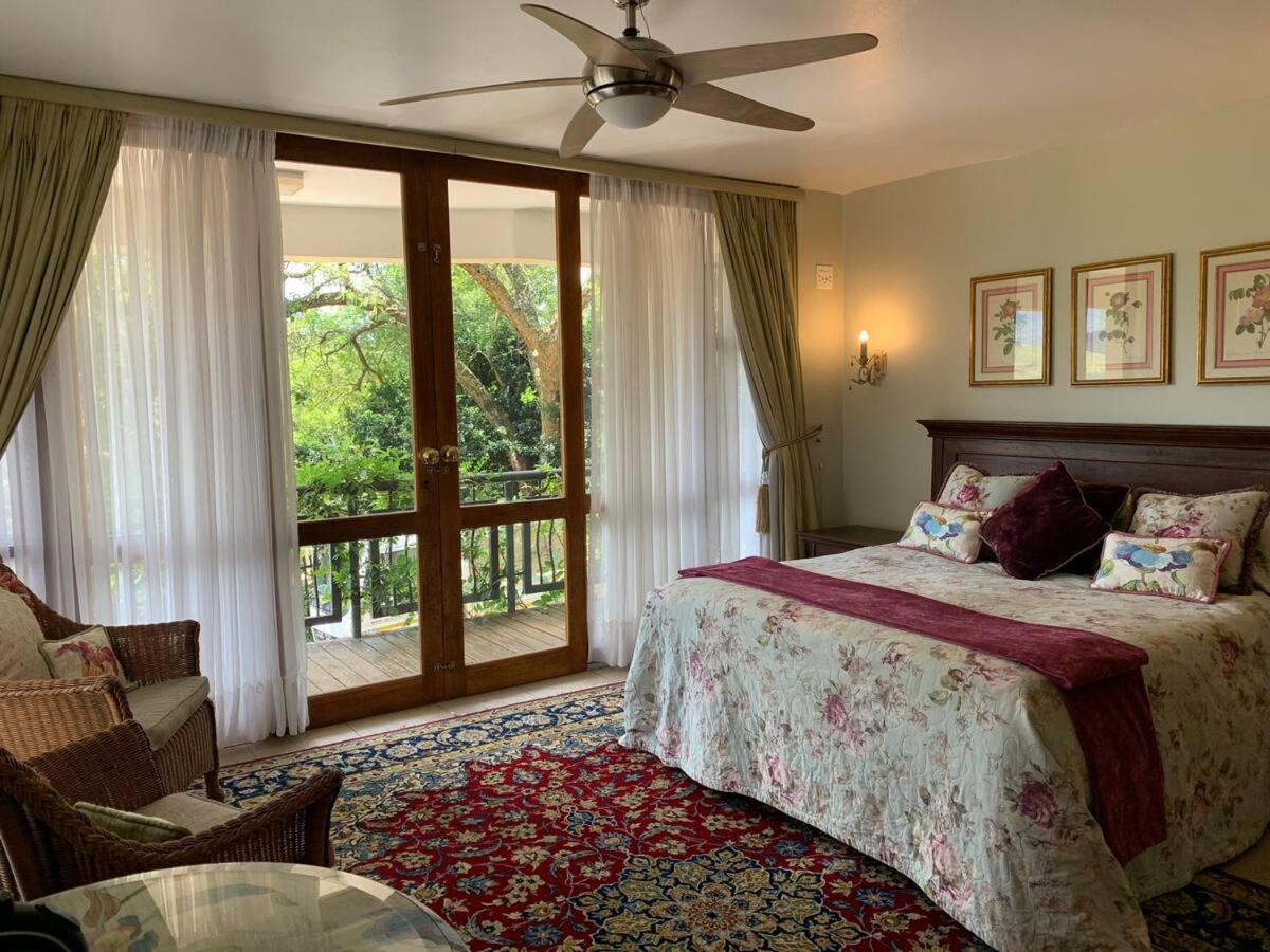 Mountain Rose Guesthouse Louis Trichardt Bagian luar foto