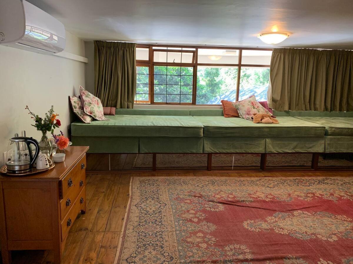 Mountain Rose Guesthouse Louis Trichardt Bagian luar foto
